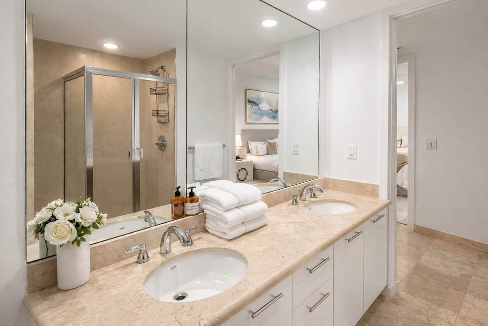 The 50 Biscayne Residence 4106
