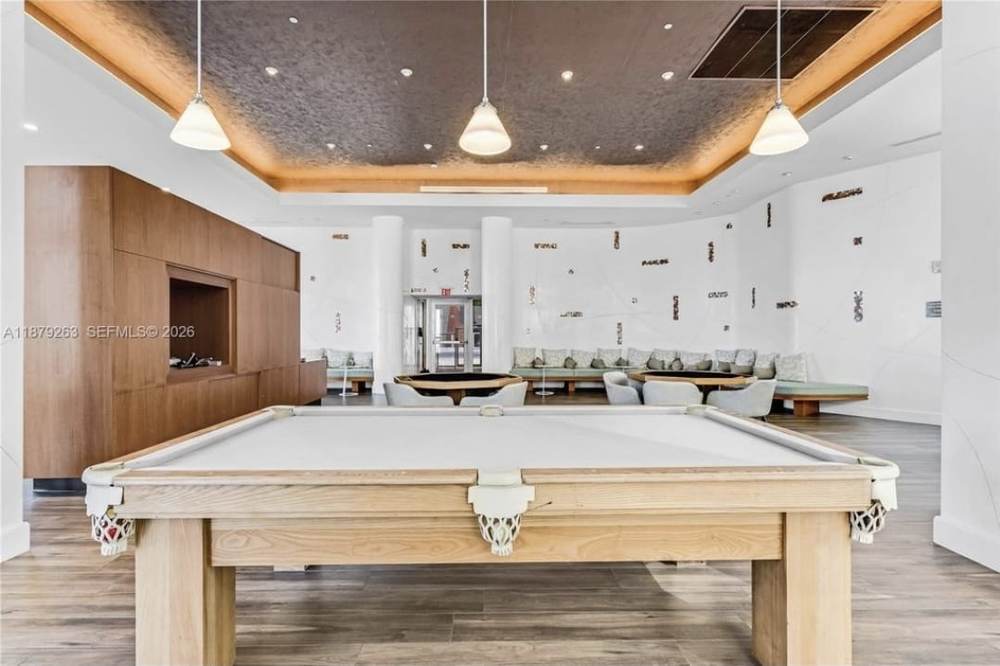 The 50 Biscayne Residence 4106