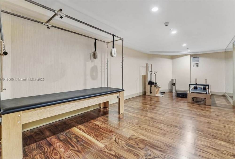 The 50 Biscayne Residence 4106