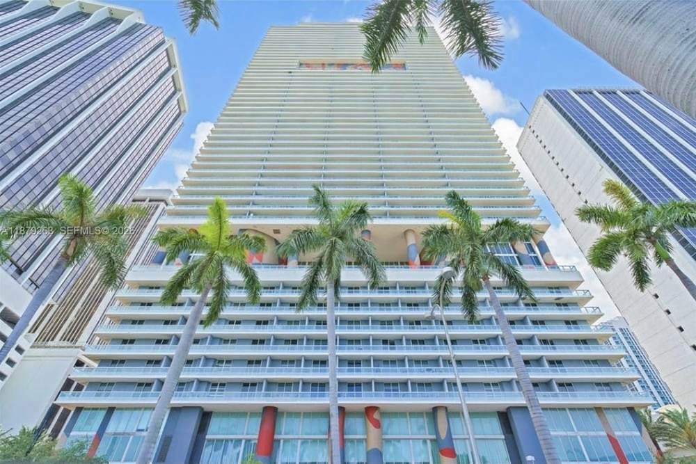 The 50 Biscayne Residence 4106