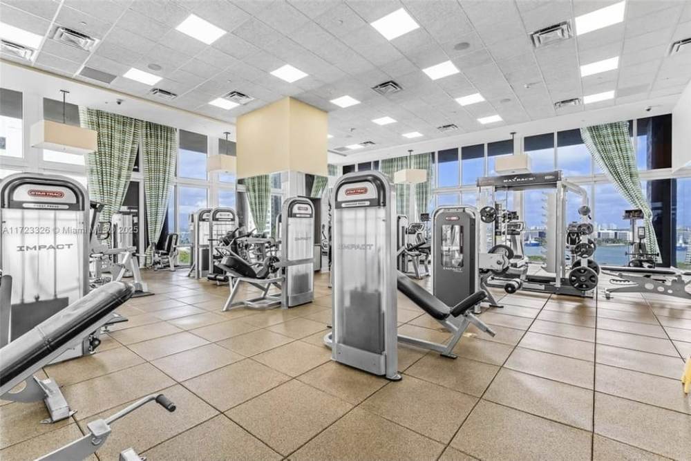 The 50 Biscayne Residence 4106